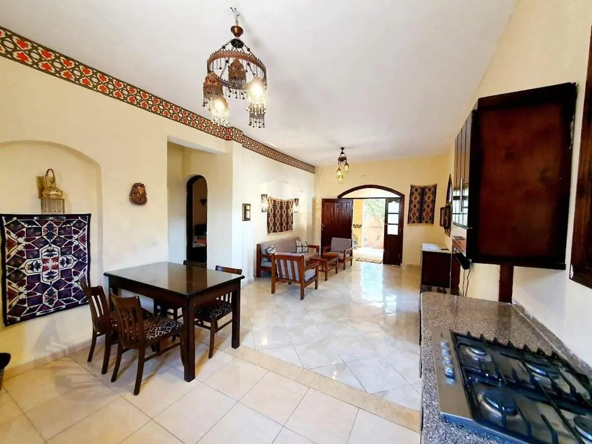 *** Affittacamere Hotel Nile Compound Luxor Egitto