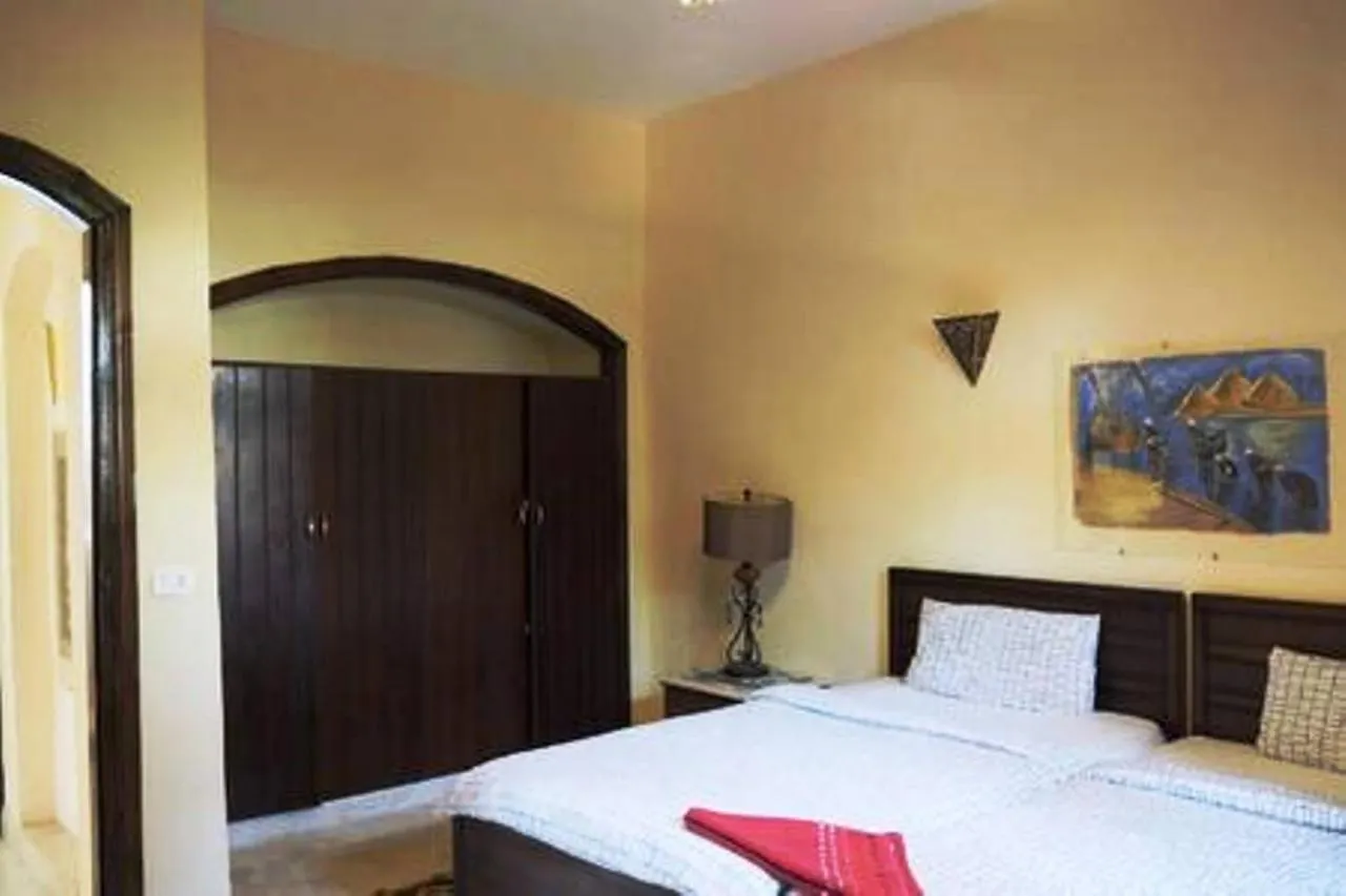 Nile Compound Otel Luksor Konukevi
