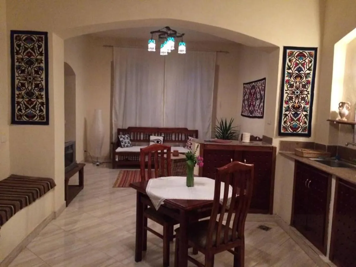 Nile Compound Otel Luksor 3*,  Mısır