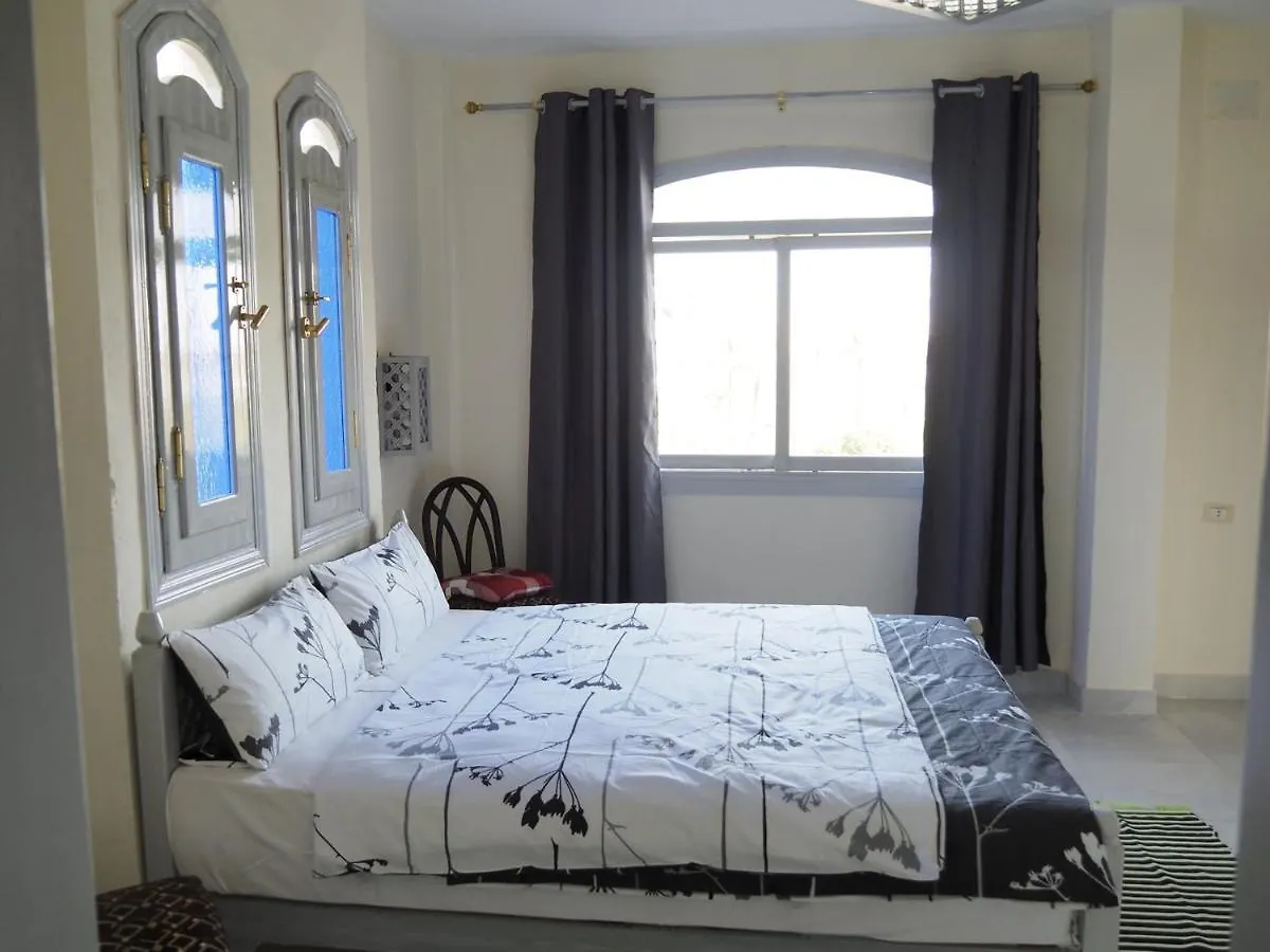Nile Compound Otel Luksor Konukevi