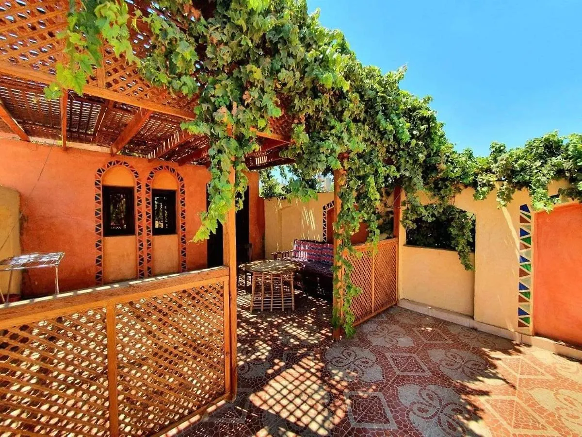 Nile Compound Otel Luksor Konukevi