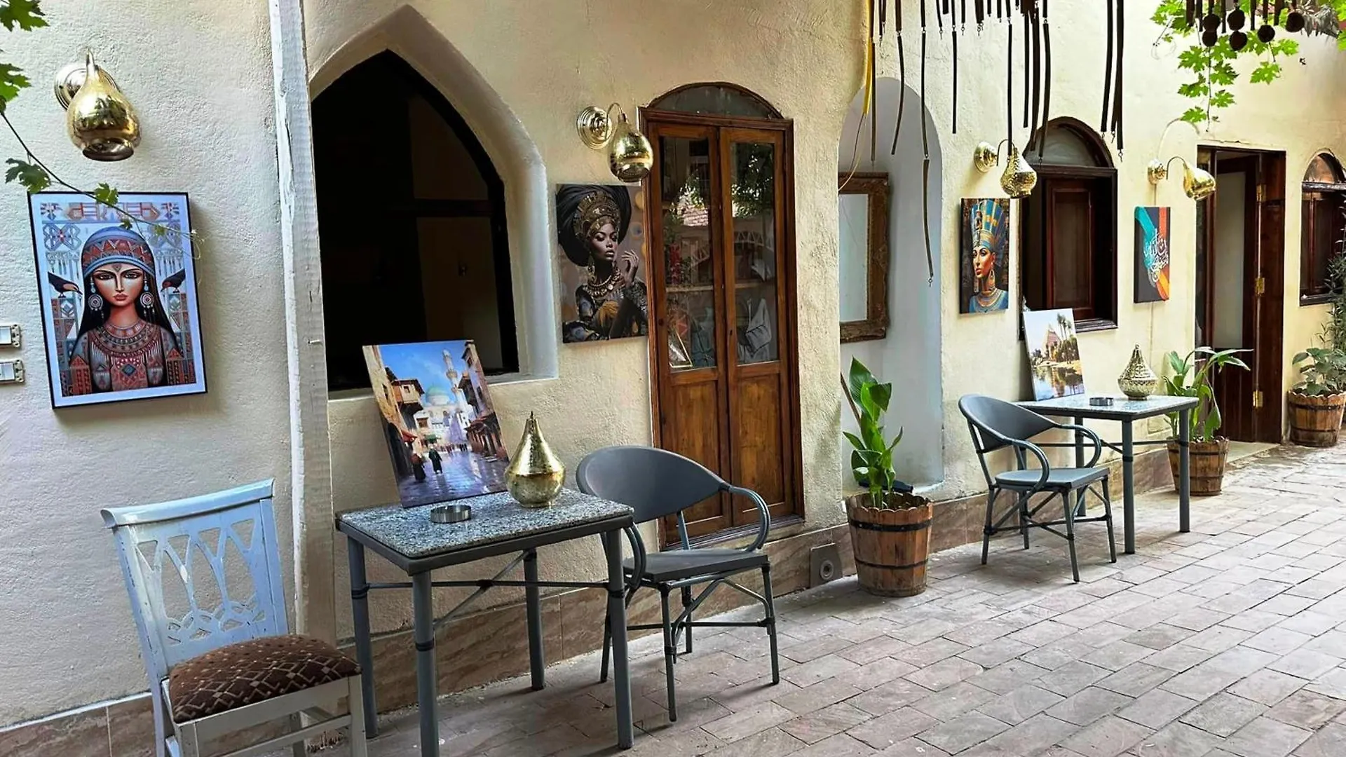 Nile Compound Otel Luksor Mısır
