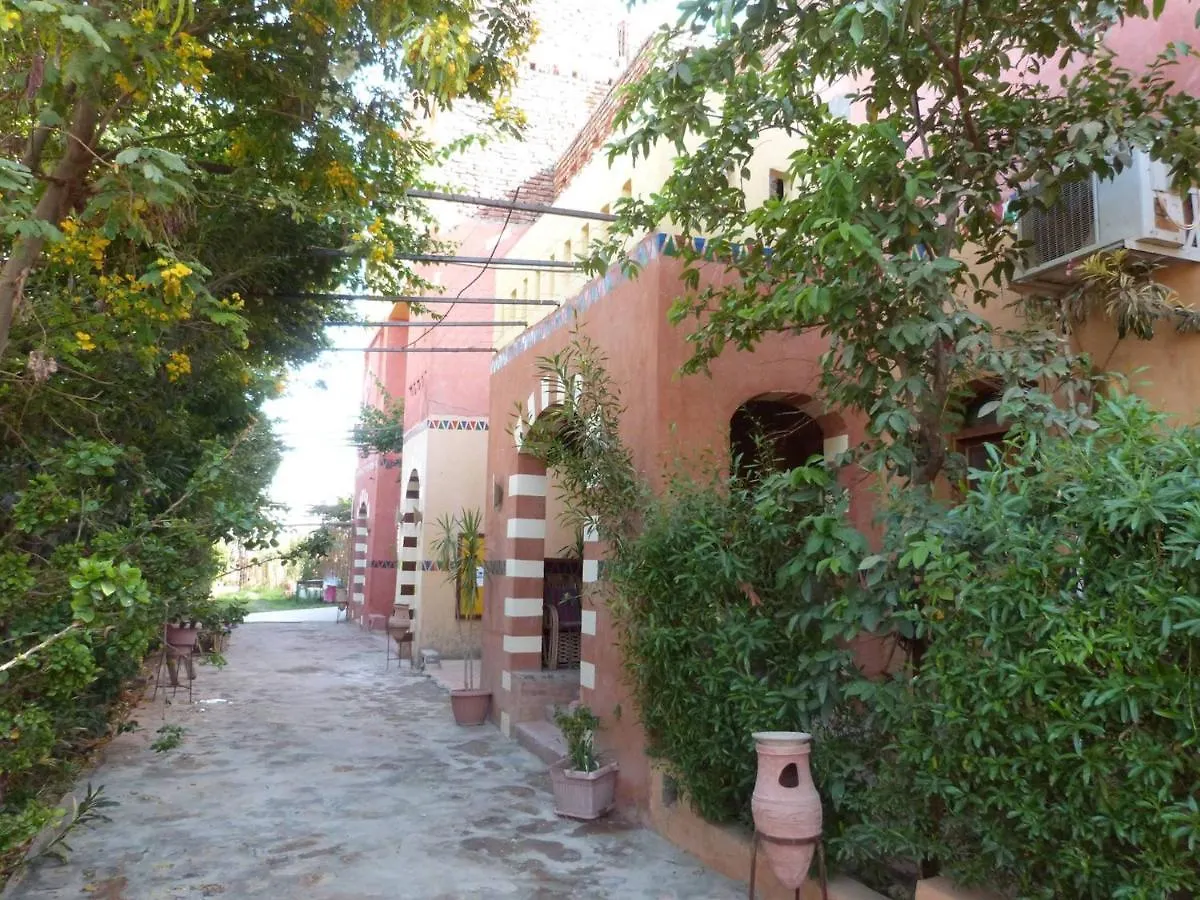 בית הארחה מלון לוקסור Nile Compound