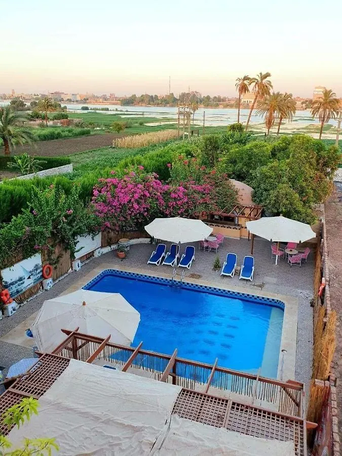 בית הארחה מלון לוקסור Nile Compound