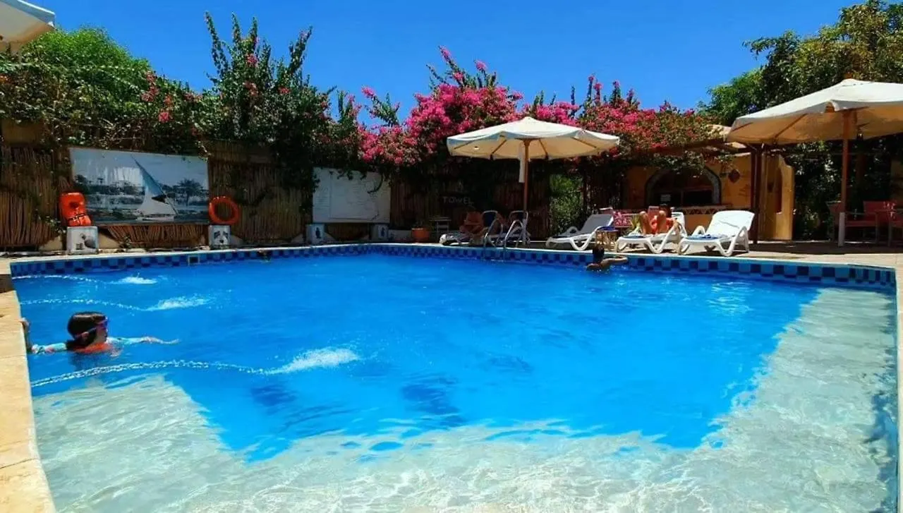*** Guest house Nile Compound Hotel Luxor Egypt