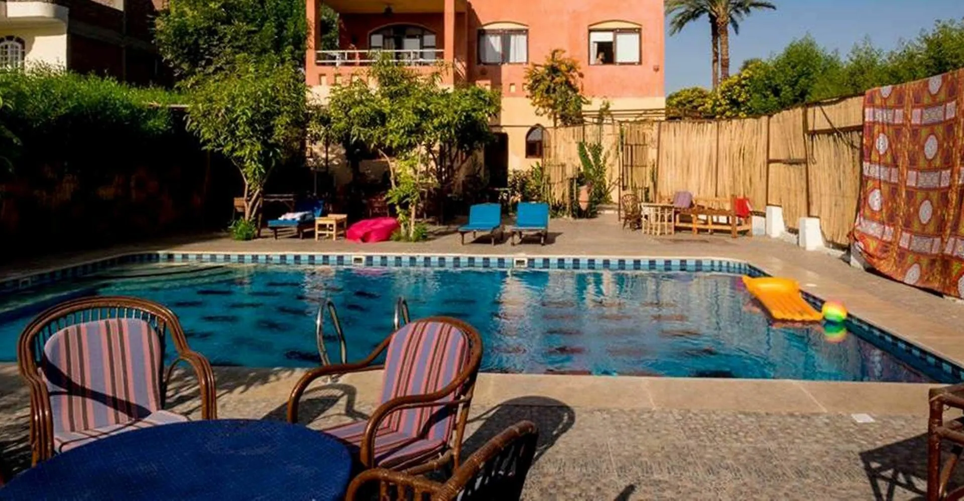 מלון לוקסור Nile Compound מצרים
